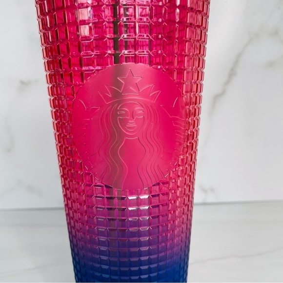 Starbucks 2022 Watermelon Pink Purple Gradient Ombre Grid 24oz Venti Tumbler Cup - Picture 3 of 6